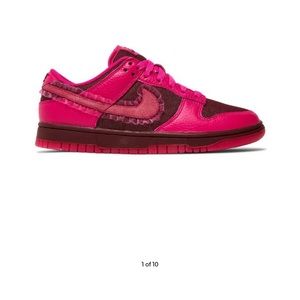 Valentines dunk low 2022
